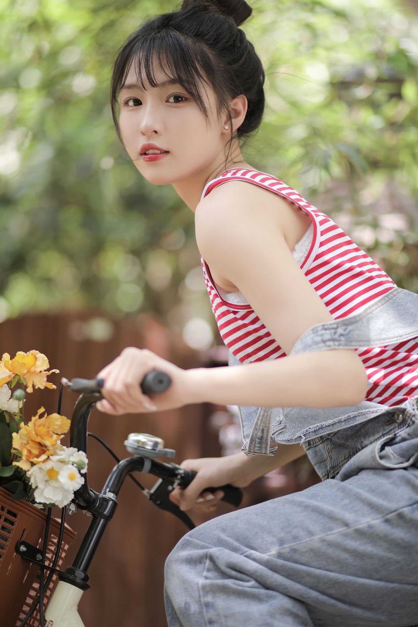 《夏日午后的单车与她》[17P] 插图5