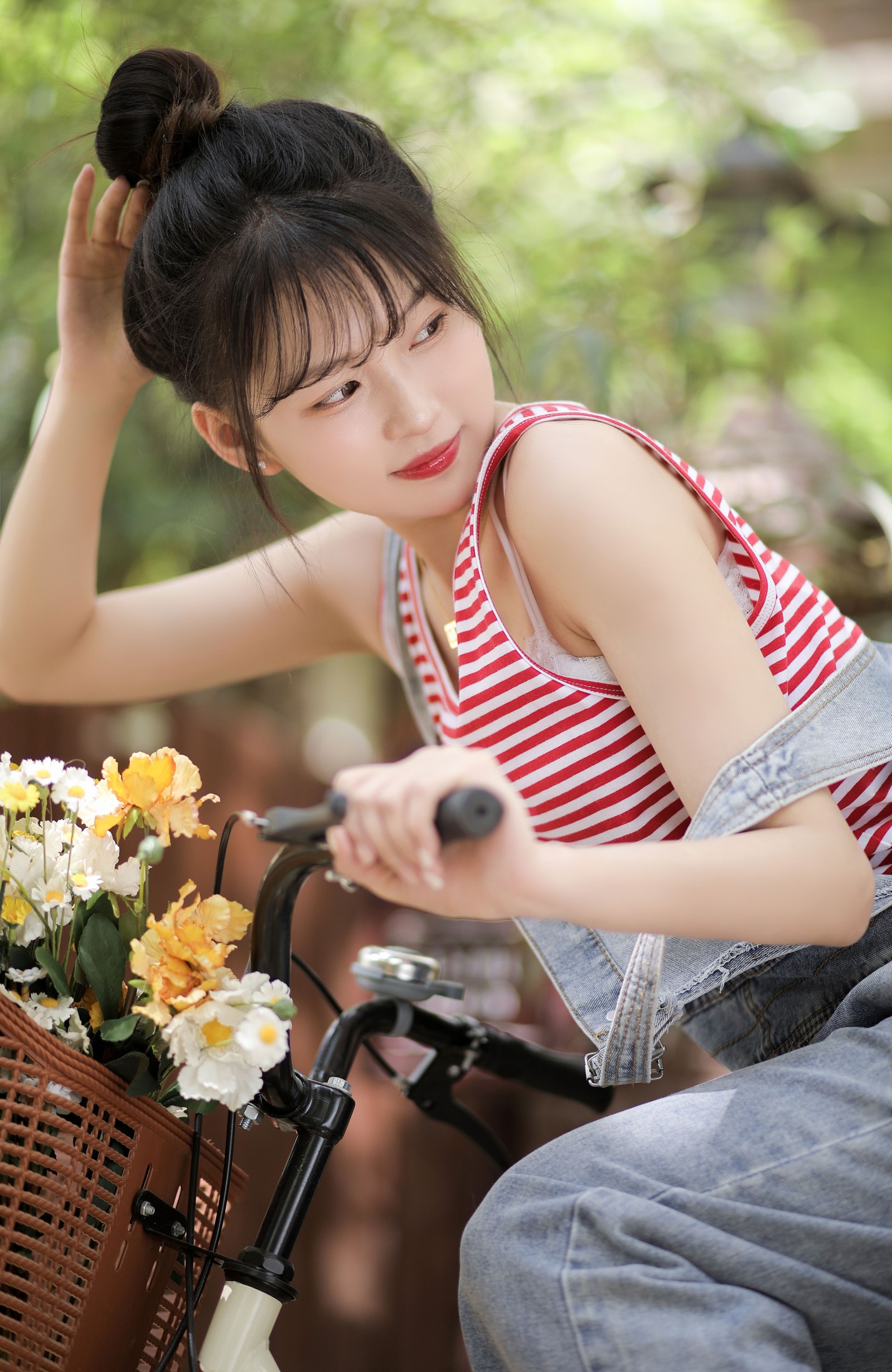 《夏日午后的单车与她》[17P] 插图3