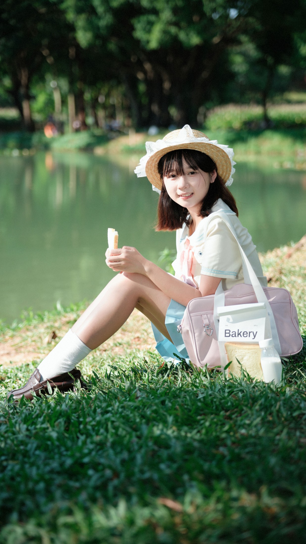 《湖边少女》[20P]-66COS