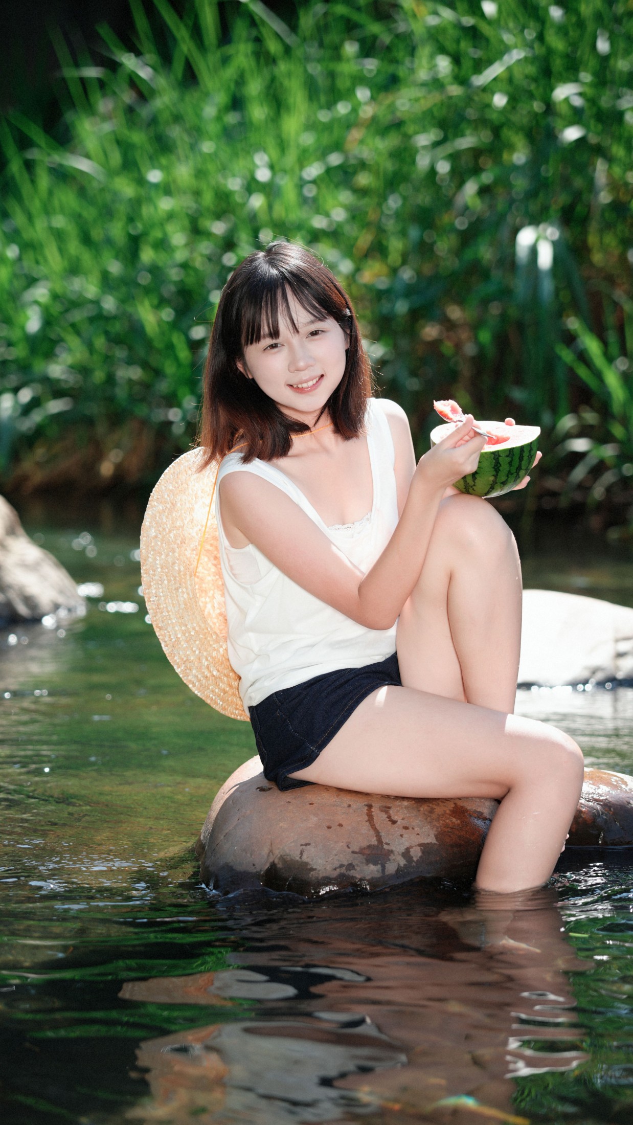 《溪边少女》[29P] 插图5