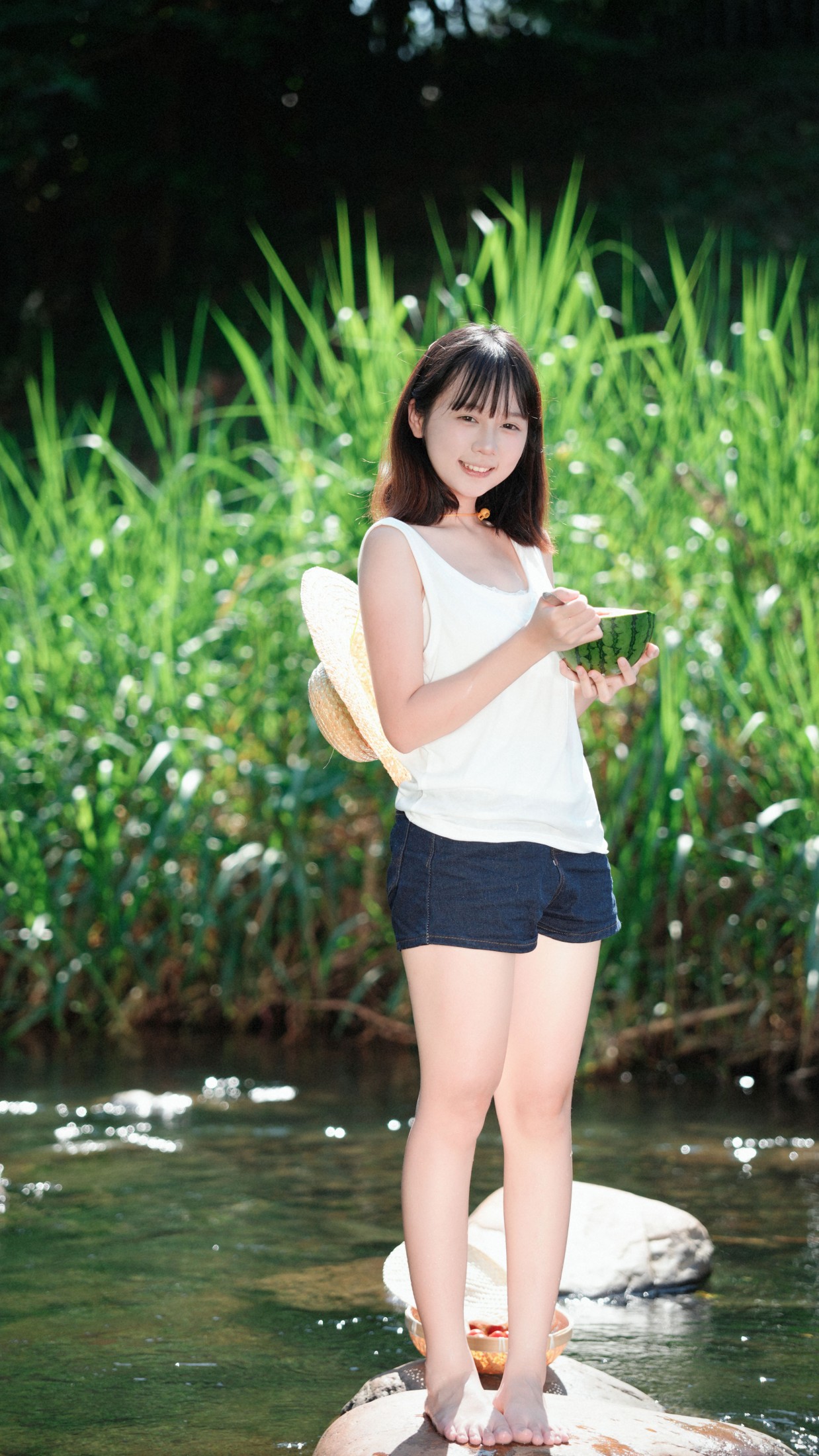 《溪边少女》[29P] 插图4