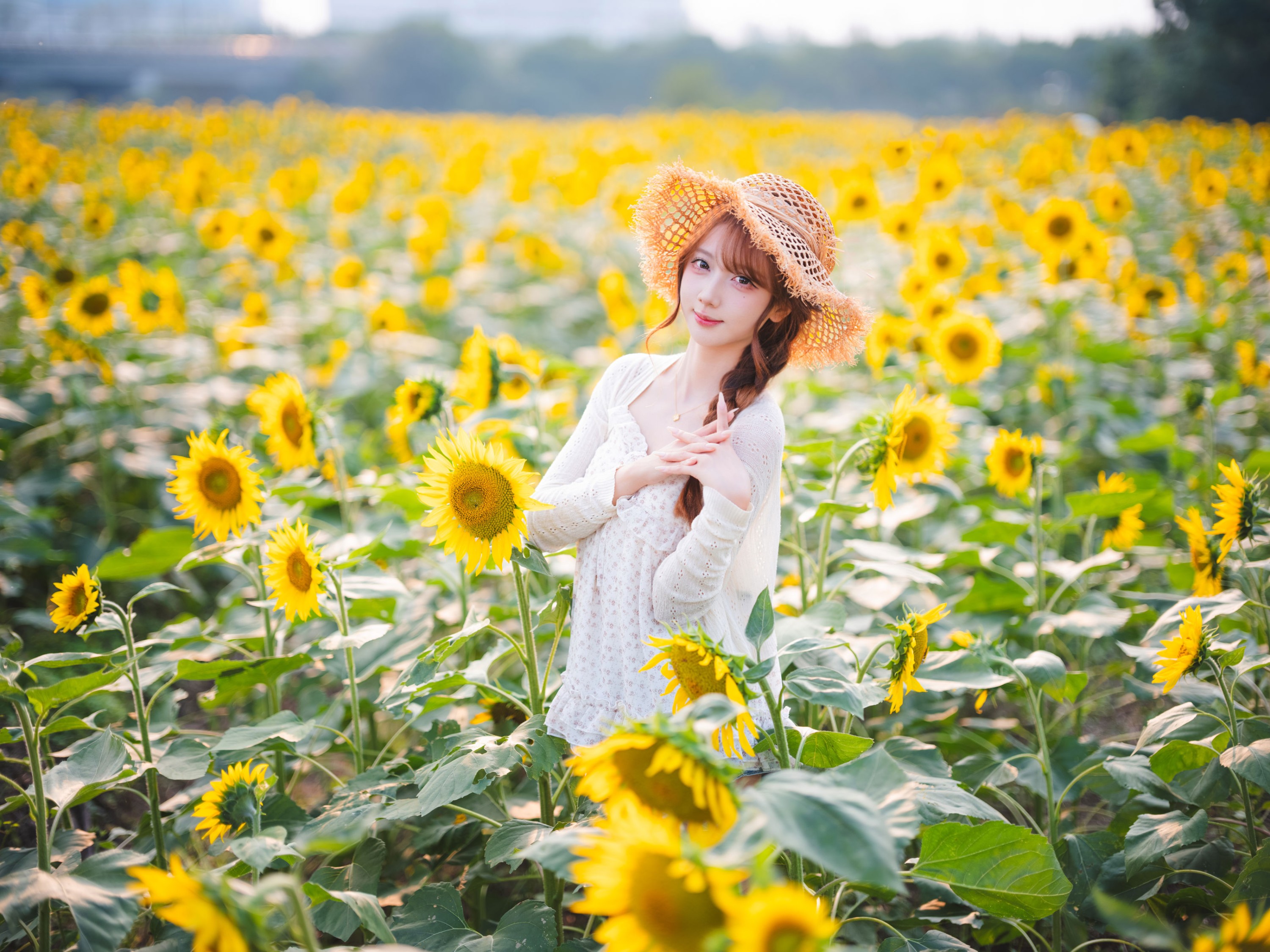 《秋日花海 少女吊带裙》[9P] 插图4