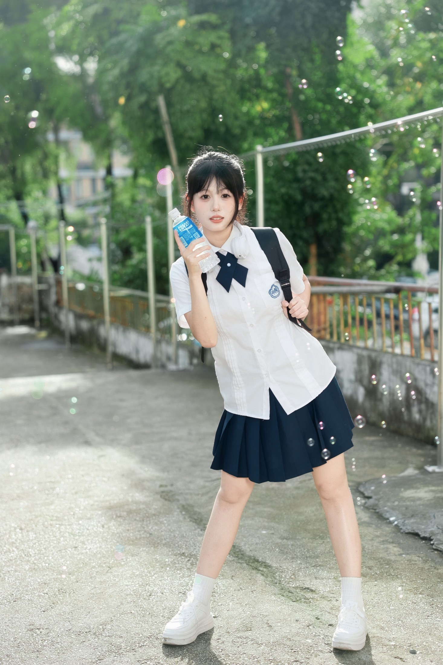 《放学路上，撞见一整个夏天的阳光》[12P] 插图3