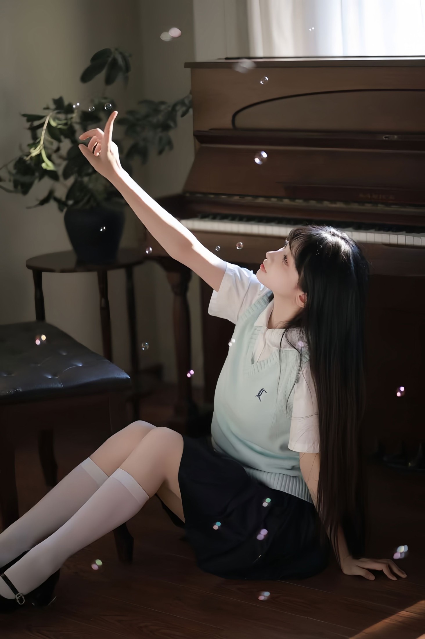 《下课的钢琴室》[12P] 插图5