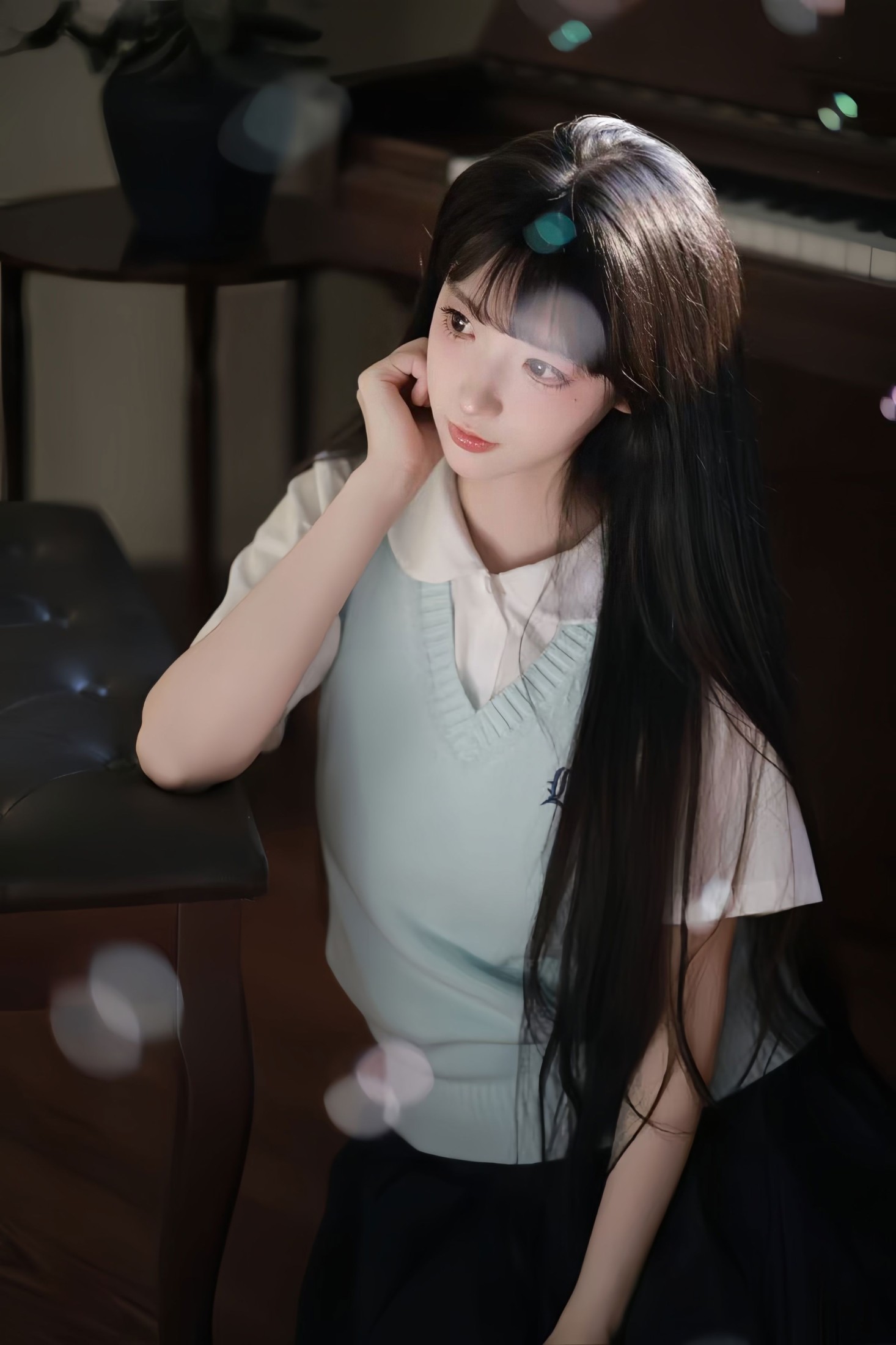 《下课的钢琴室》[12P] 插图3